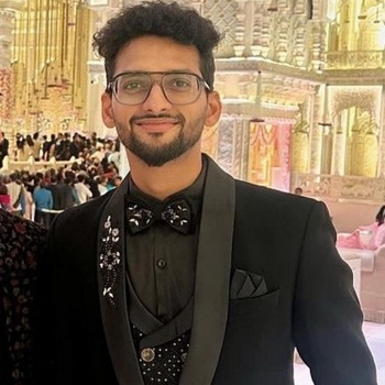 Dhruv Shah Biography